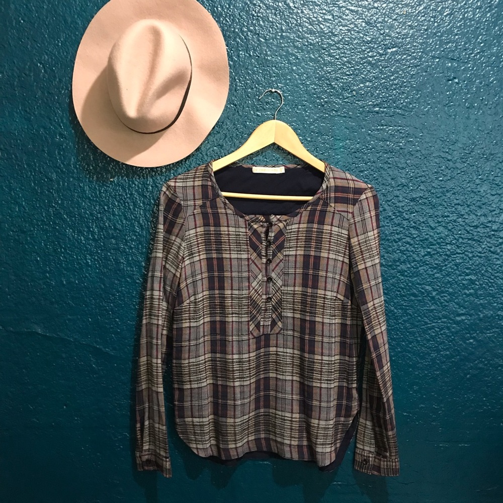 🌵Of Two Minds Plaid Ling Sleeve Blouse